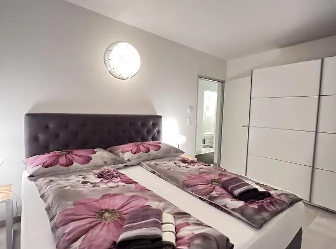 Apartments Villach דירה *